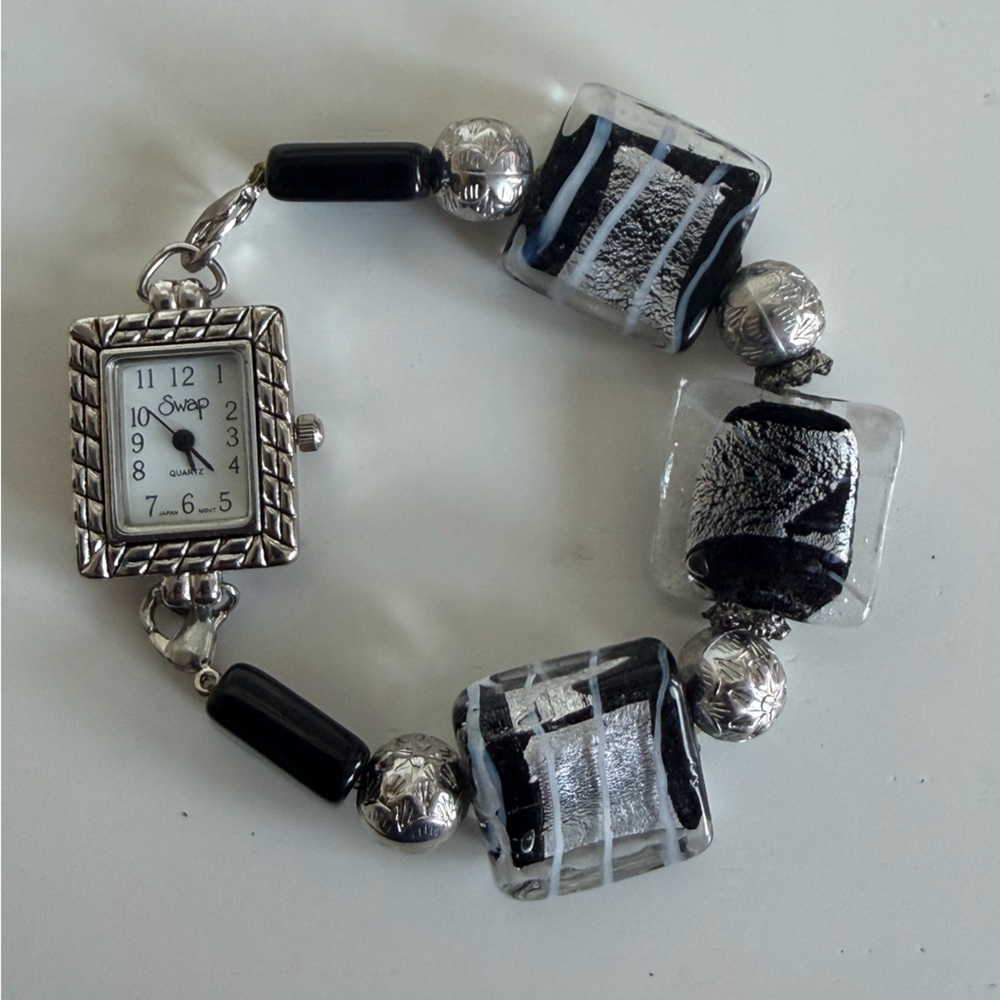 Swap Watch Quartz Elegant Black and Silver Bracelet Watch
